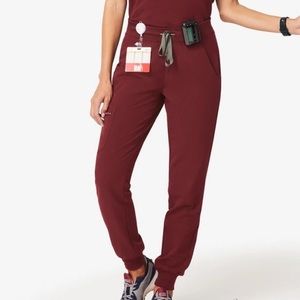 NWT - FIGS - Zamora Jogger - Burgundy MP / XSP